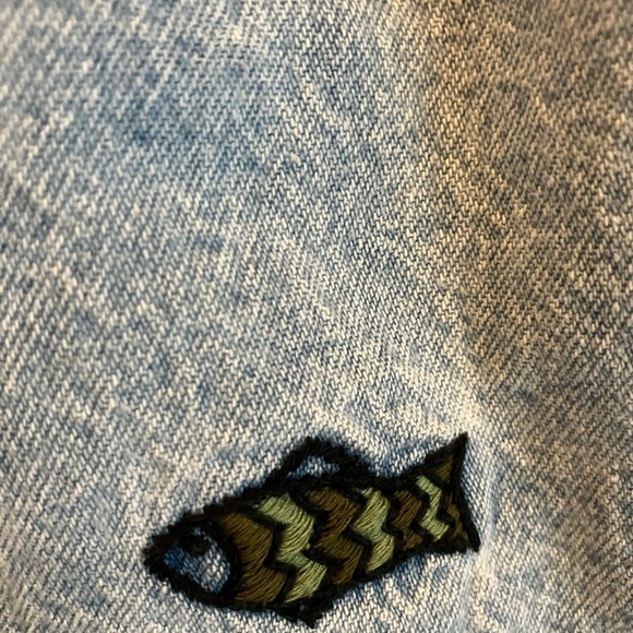 2/$30 Baby Gap Embroidered Faded Jean Dress Buttons Sun Boat Fish XL 18-24M - Picture 7 of 9